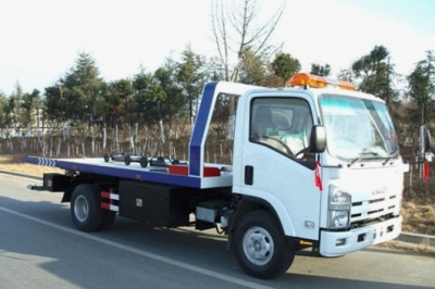 Cứu hộ lốp xe trên đường cao tốc tại Hải Phòng